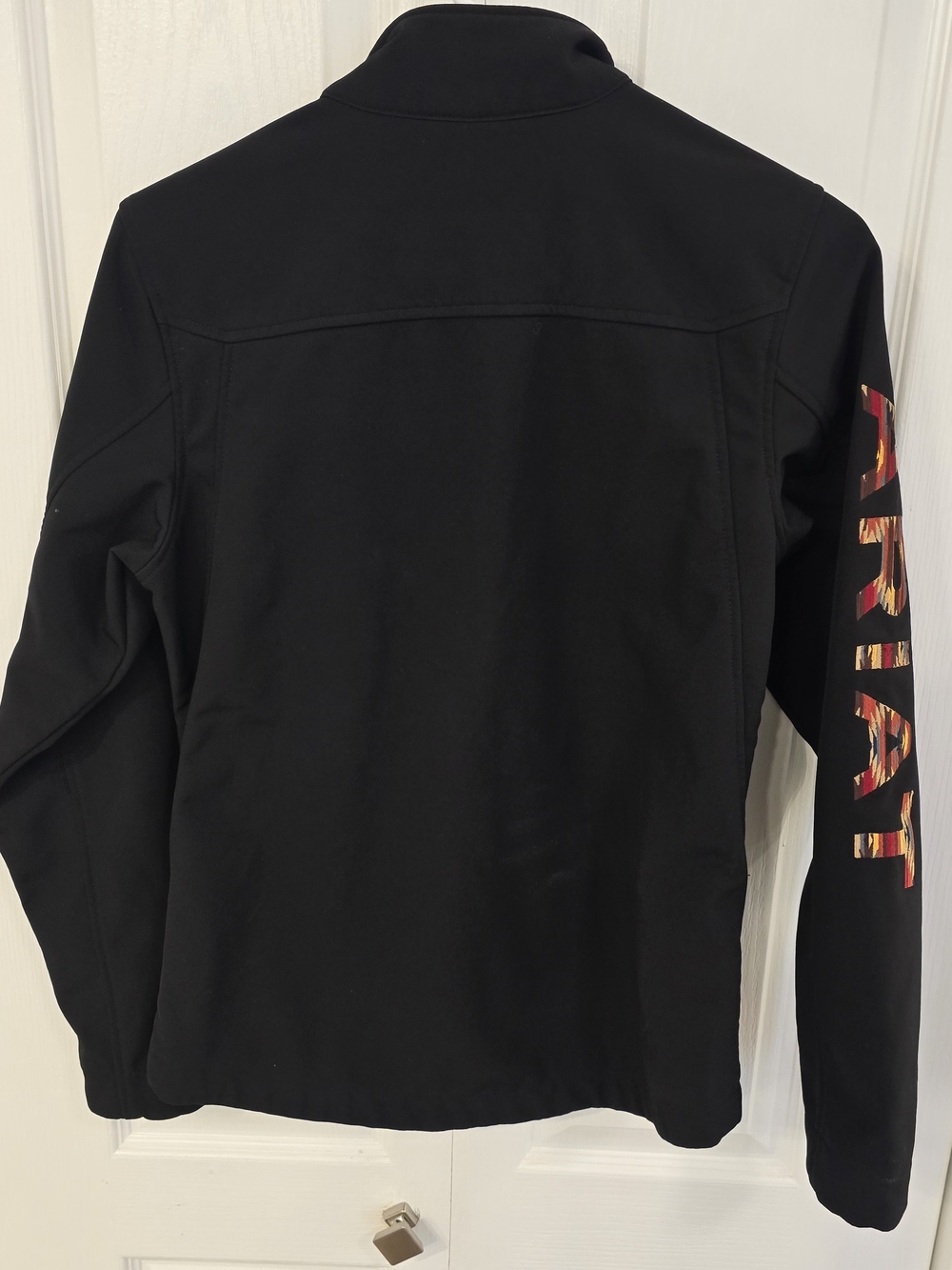 Ariat Black Softshell Utility Jacket with Multicolor Lining - Picture 2 of 4